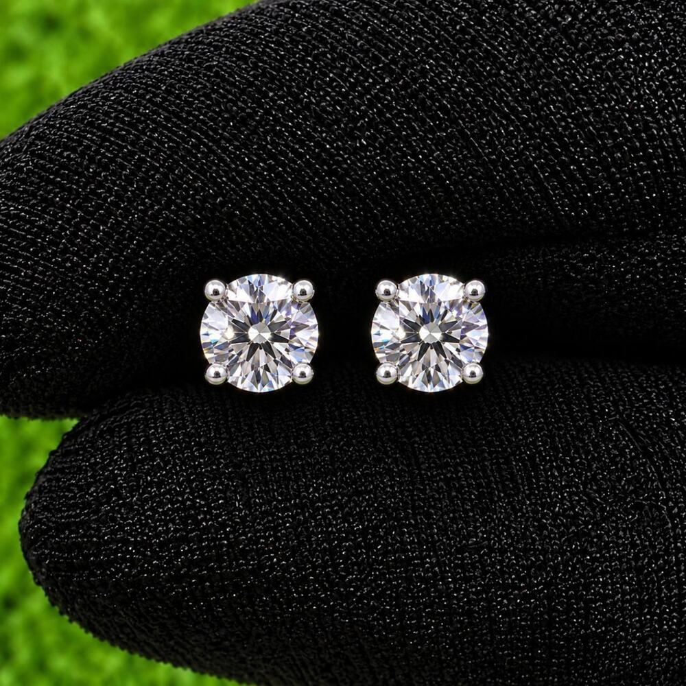 925 Moissanite .2ctw Earrings Screw on 3mm